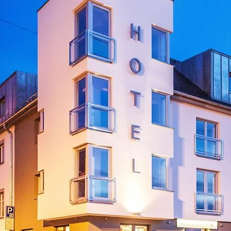 Graphic Hotel 3*